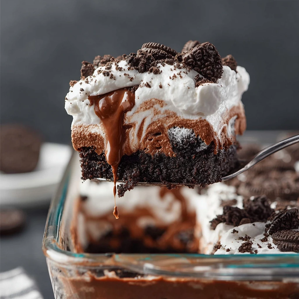 Oreo Layered Dessert: Oreo Delight with Chocolate Pudding Recipe
