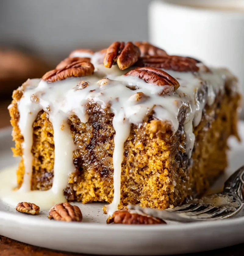 Cinnamon Roll Baked Oatmeal